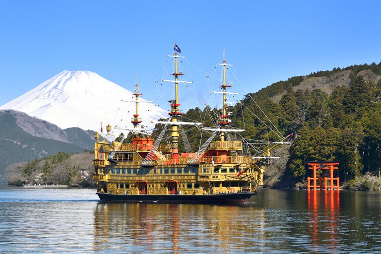 箱根海賊船 神奈川（横浜、鎌倉・湘南、小田原・箱根）の観光情報なら旅うらら